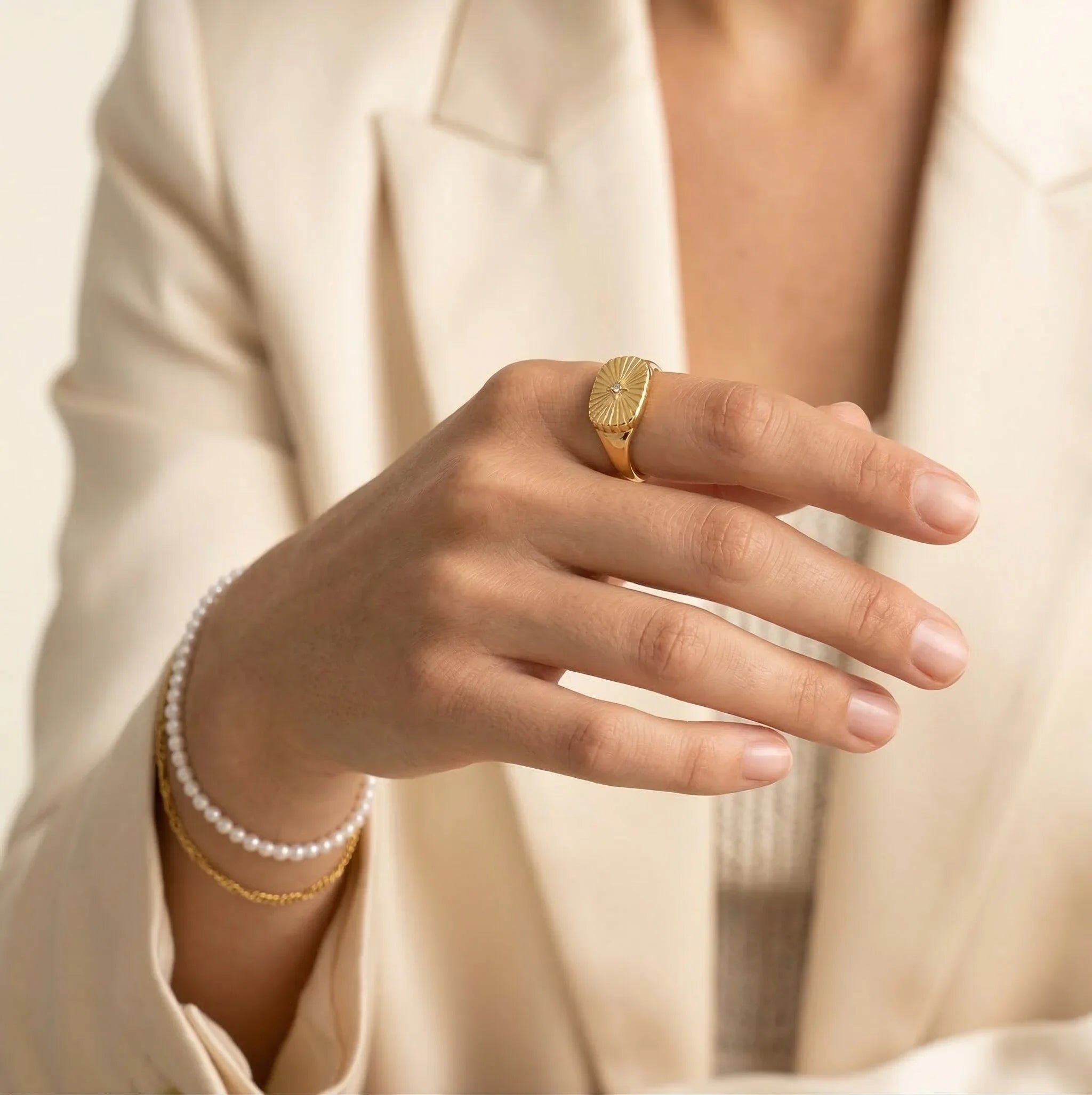 Aglaia Gold Ring