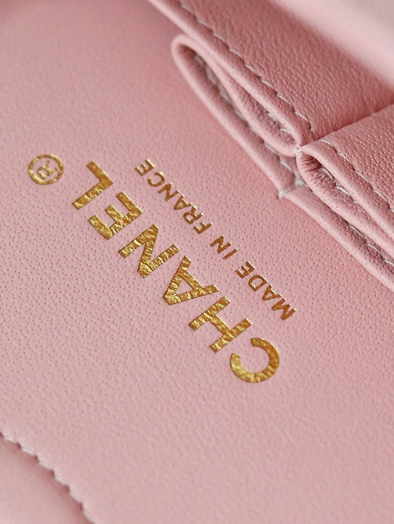 Classic 1112 Baby Pink Lambskin Shoulder Bag with Gold Hardware